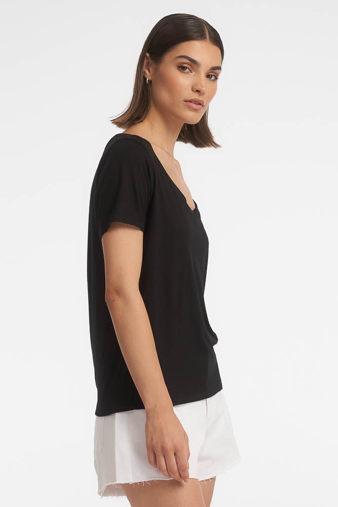 Jessie T-shirt / Black - Image 2